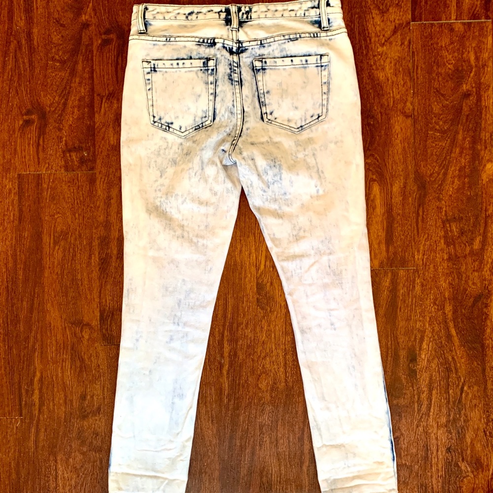ACID WASH JEANS - Picture 8 of 8